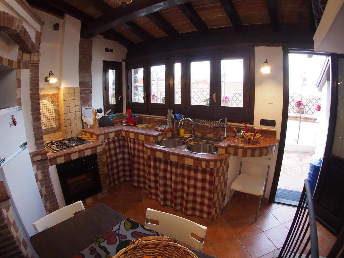 Casa Felice Nel Centro Storico, Tra Etna E Mare Apartment